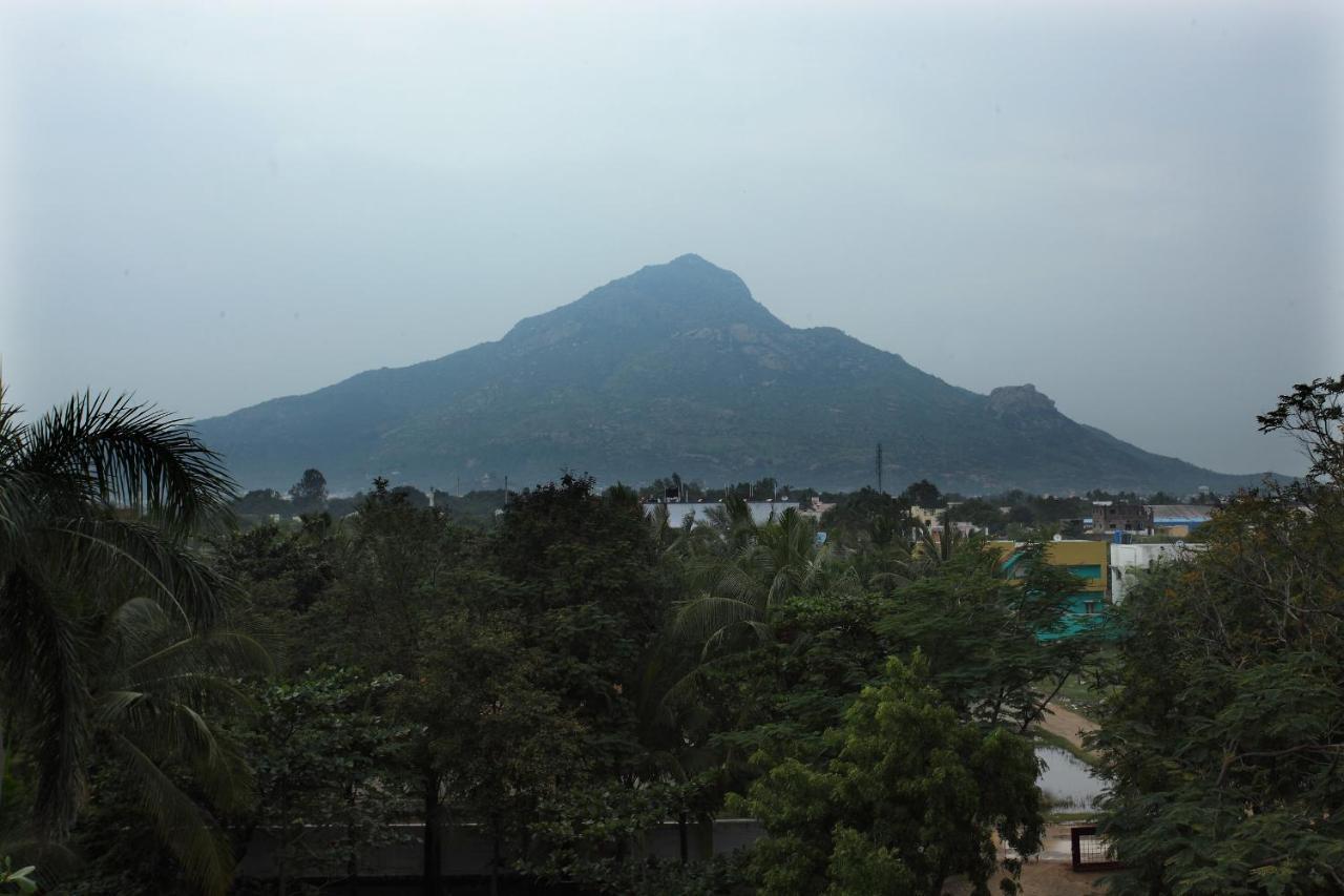 Hotel Siva Sakthi Tiruvannamalai Ngoại thất bức ảnh