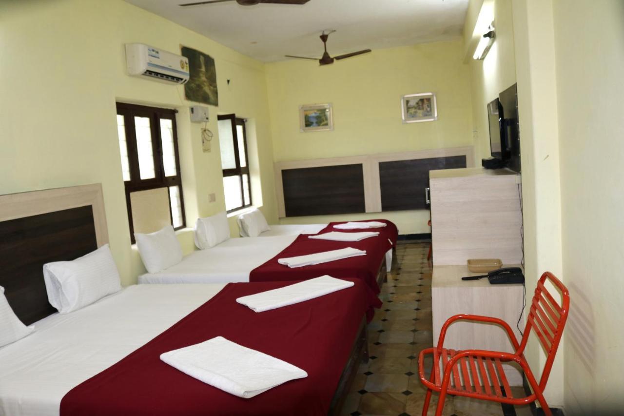 Hotel Siva Sakthi Tiruvannamalai Ngoại thất bức ảnh
