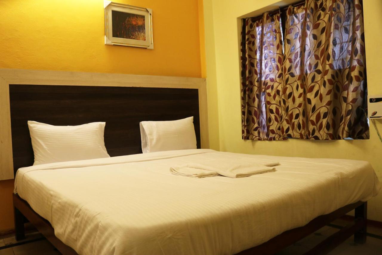 Hotel Siva Sakthi Tiruvannamalai Ngoại thất bức ảnh
