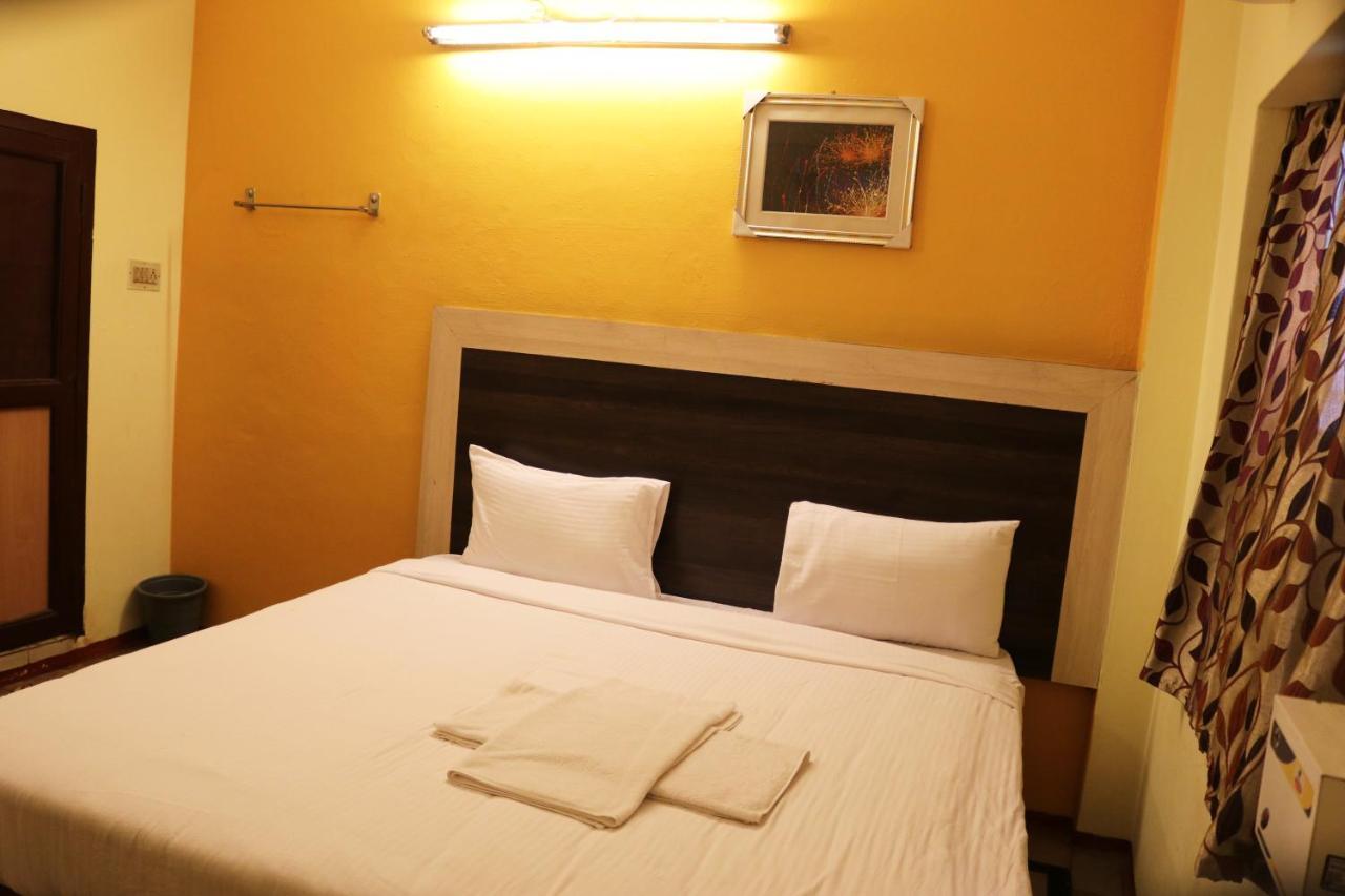 Hotel Siva Sakthi Tiruvannamalai Ngoại thất bức ảnh