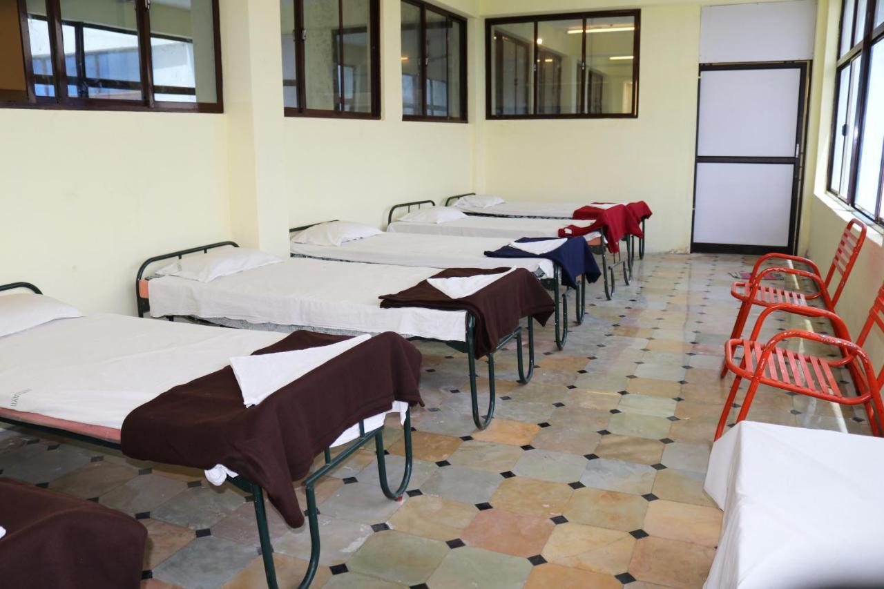 Hotel Siva Sakthi Tiruvannamalai Ngoại thất bức ảnh