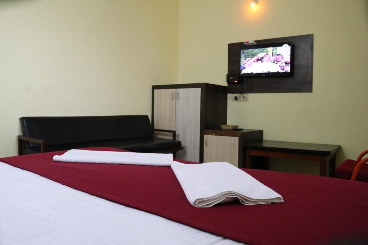 Hotel Siva Sakthi Tiruvannamalai Ngoại thất bức ảnh