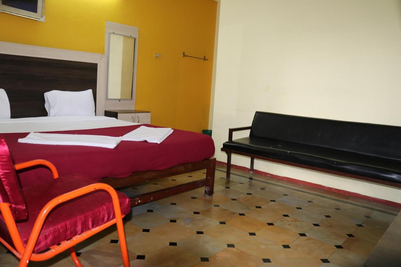 Hotel Siva Sakthi Tiruvannamalai Ngoại thất bức ảnh