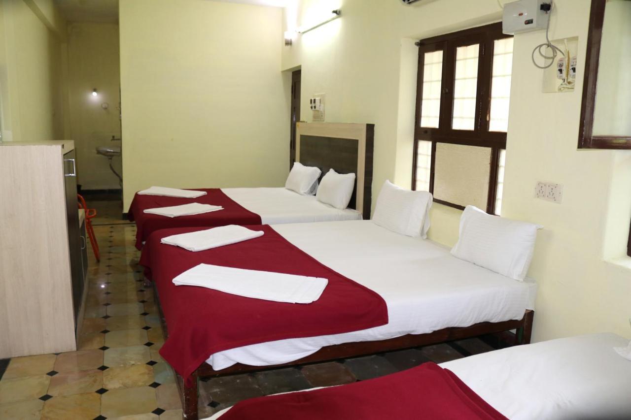 Hotel Siva Sakthi Tiruvannamalai Ngoại thất bức ảnh