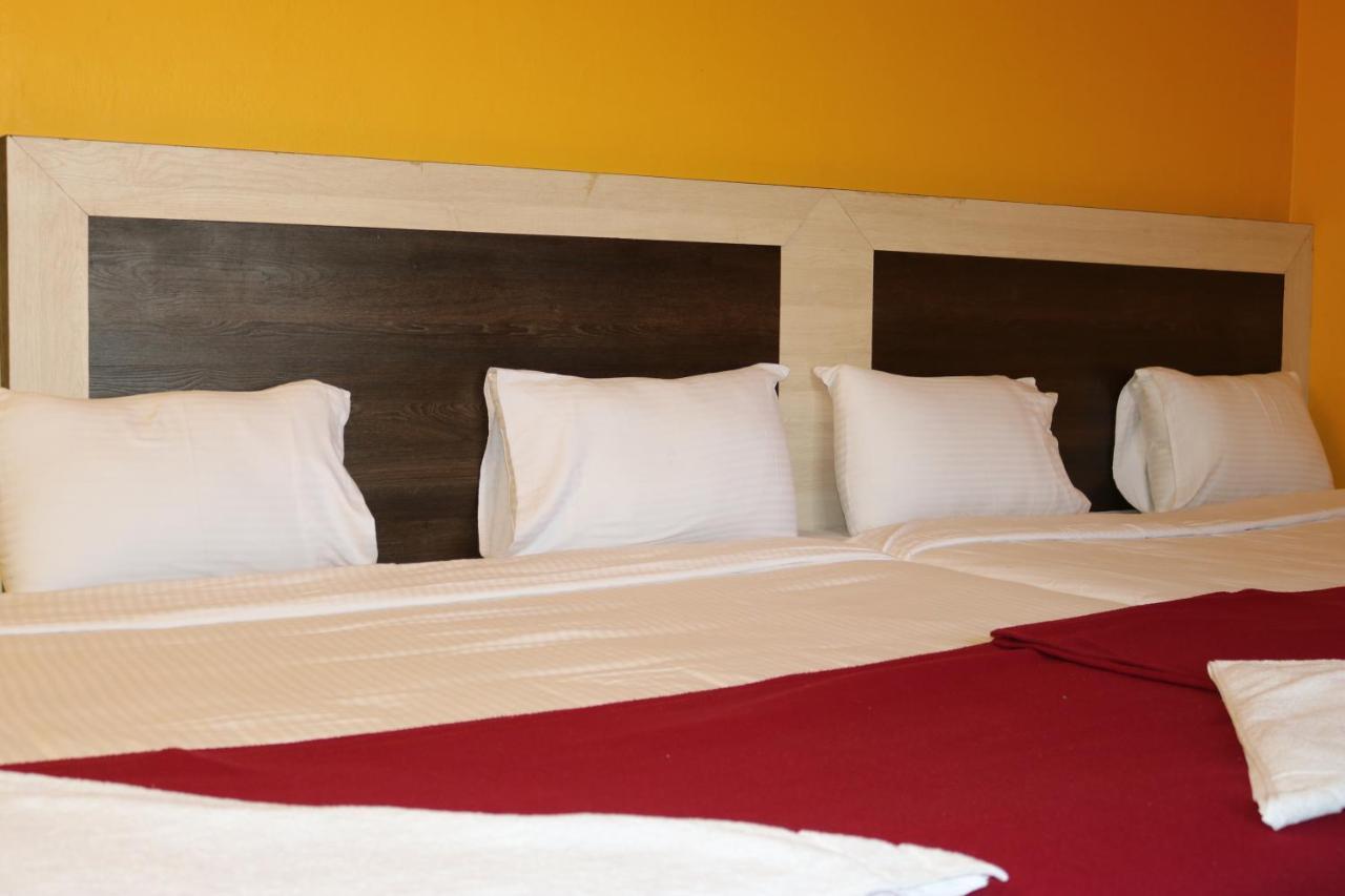 Hotel Siva Sakthi Tiruvannamalai Ngoại thất bức ảnh