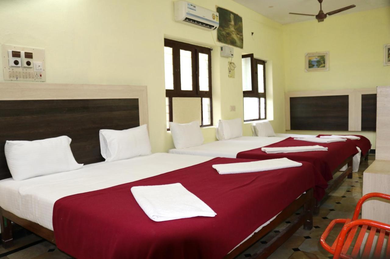 Hotel Siva Sakthi Tiruvannamalai Ngoại thất bức ảnh