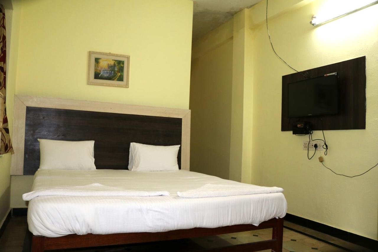 Hotel Siva Sakthi Tiruvannamalai Ngoại thất bức ảnh