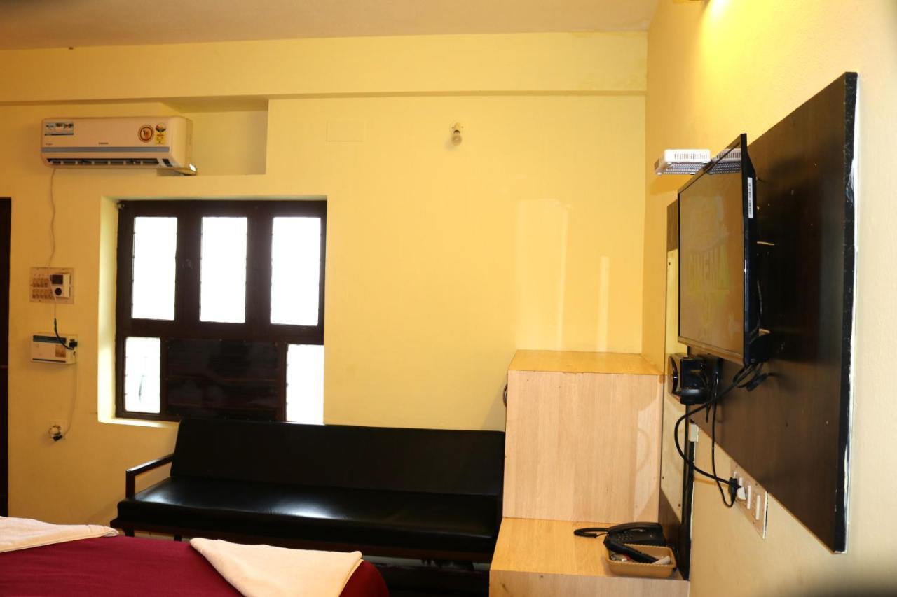 Hotel Siva Sakthi Tiruvannamalai Ngoại thất bức ảnh